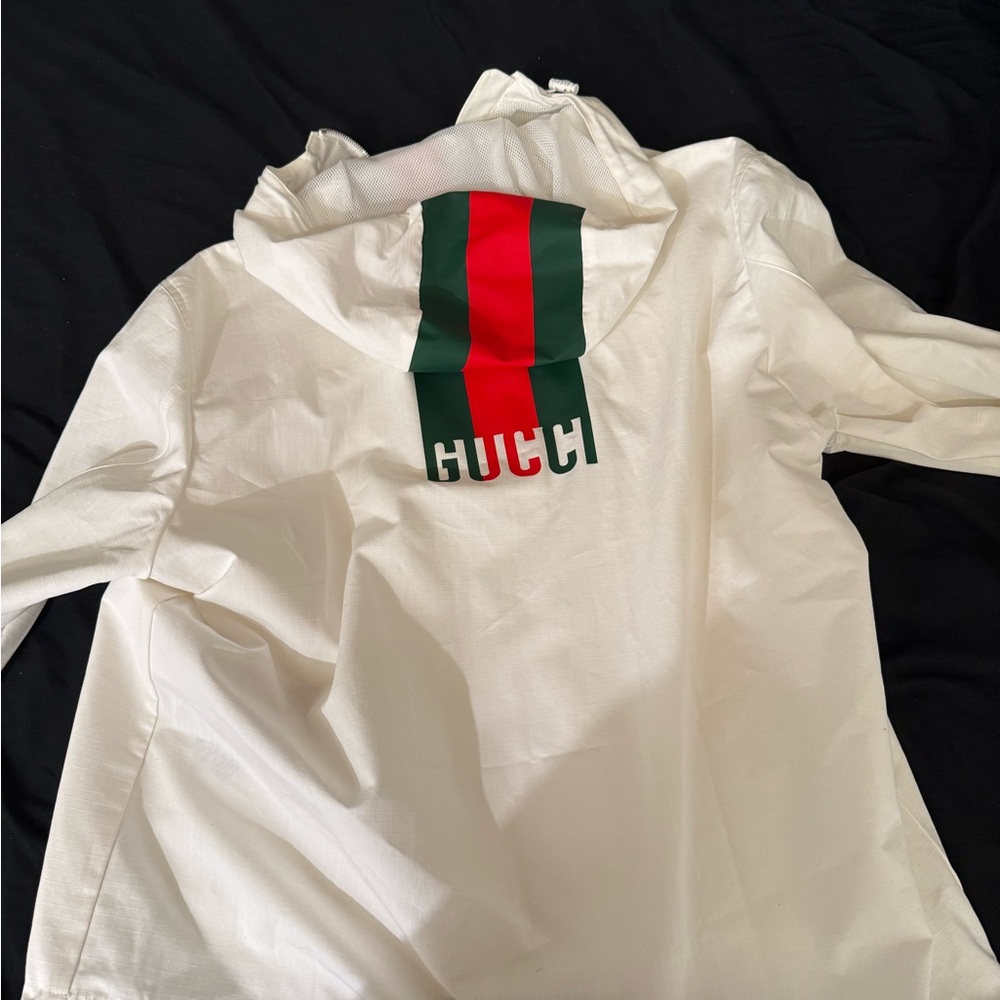 Gucci White Raincoat with Red and Green Stripes